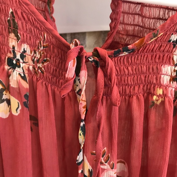 Liz Lange Maternity - Picture 2 of 7